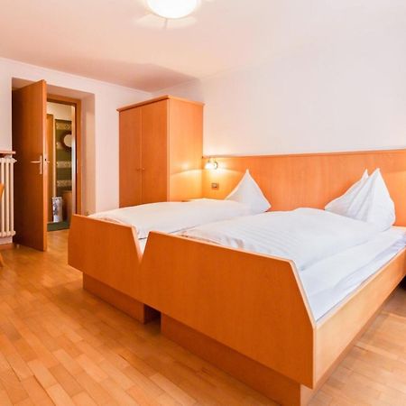 Villa Alpina Apartments Santa Cristina Val Gardena Екстер'єр фото