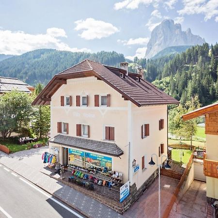 Villa Alpina Apartments Santa Cristina Val Gardena Екстер'єр фото